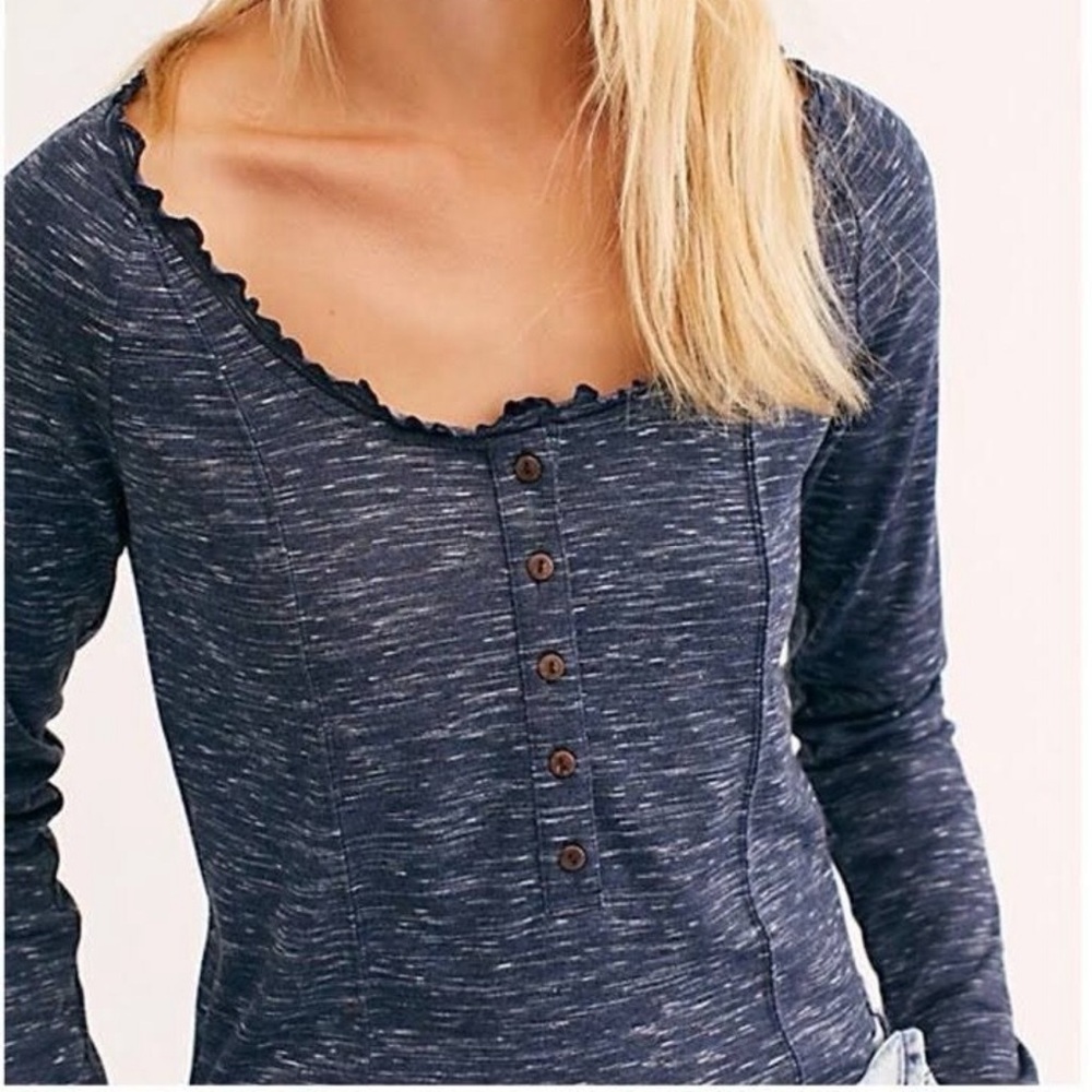 Free People Medium Roxy Blue Space Dye Ruffled Long Sleeve Henley Top